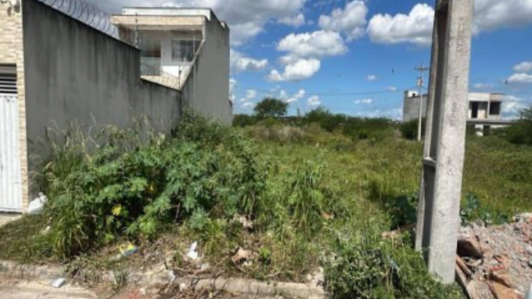 Imagem do imóvel Terreno no Loteamento Vivari Feira de Santana - Registro - Feira de Santana/BA