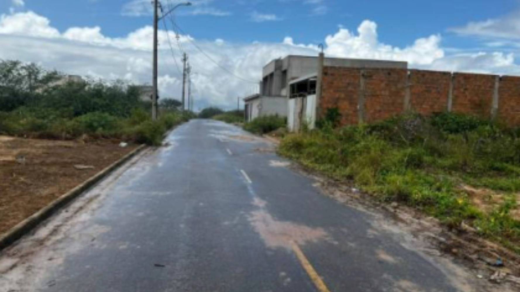 Terreno no Loteamento Vivari Feira de Santana - Registro - Feira de Santana/BA, localizado em Feira de Santana - BA