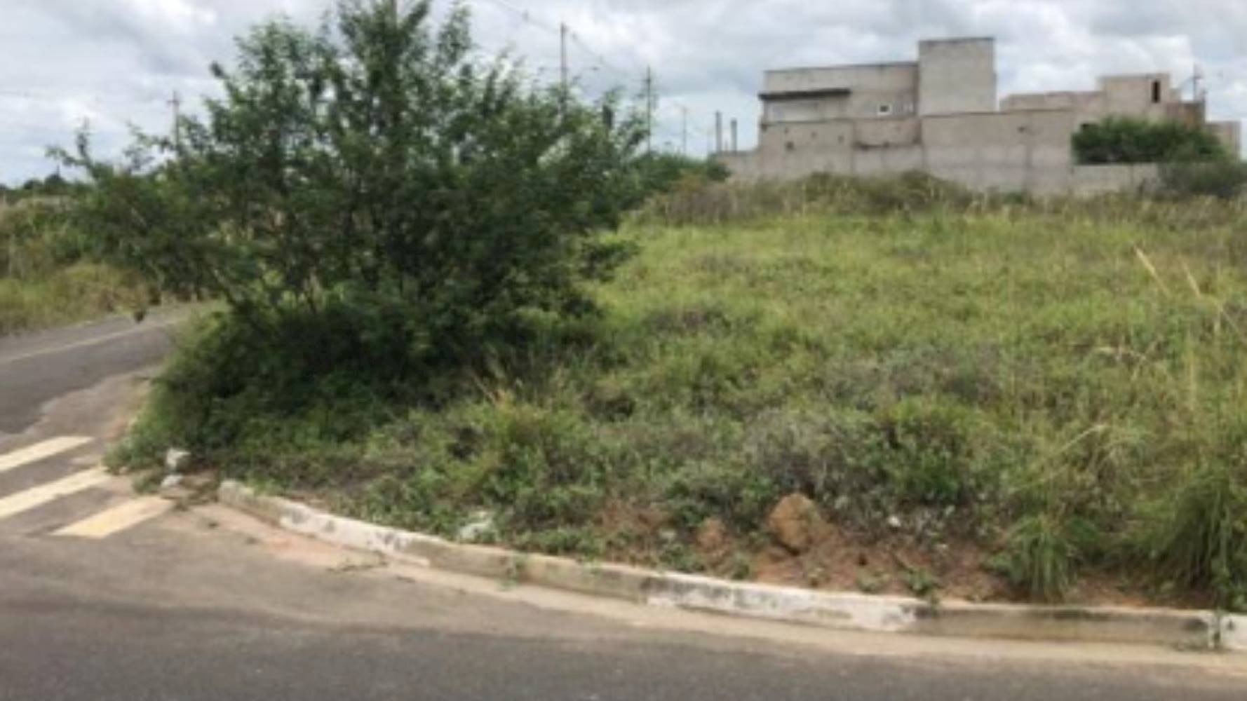 Imagem do imóvel Terreno no Loteamento Vivari Feira de Santana - Registro - Feira de Santana/BA
