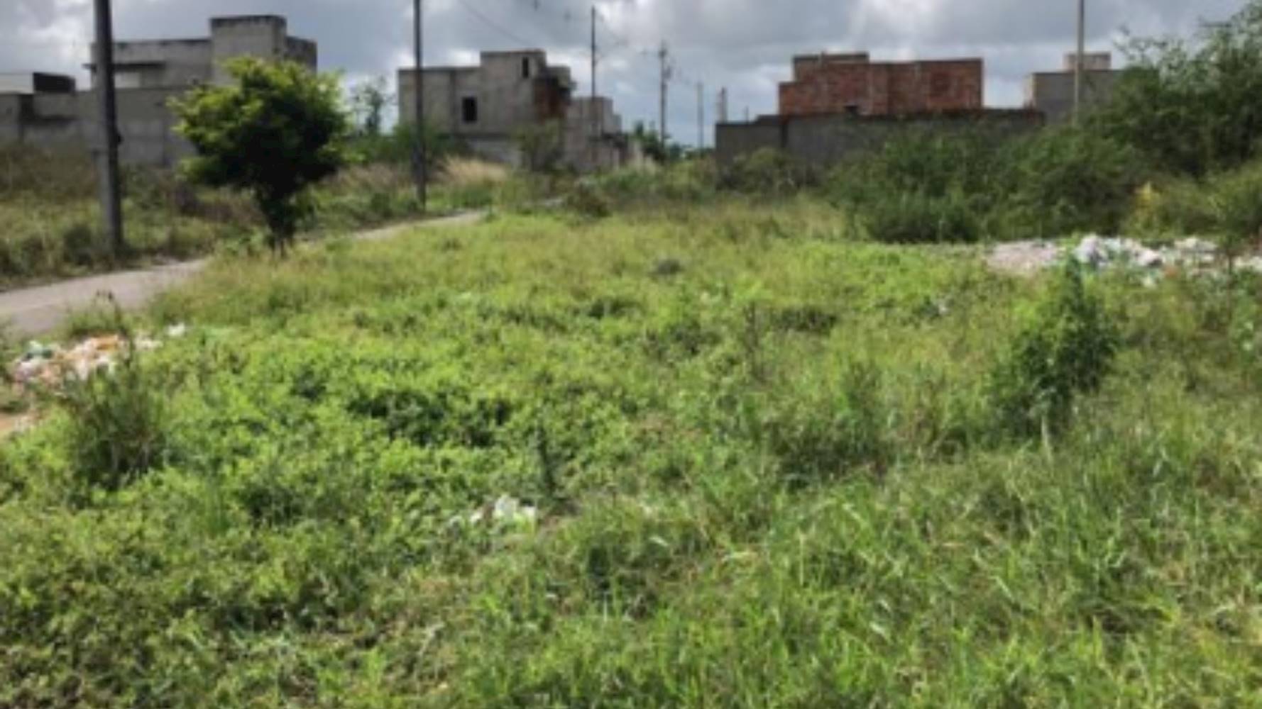 Terreno no Loteamento Vivari Feira de Santana - Registro - Feira de Santana/BA, localizado em Feira de Santana - BA