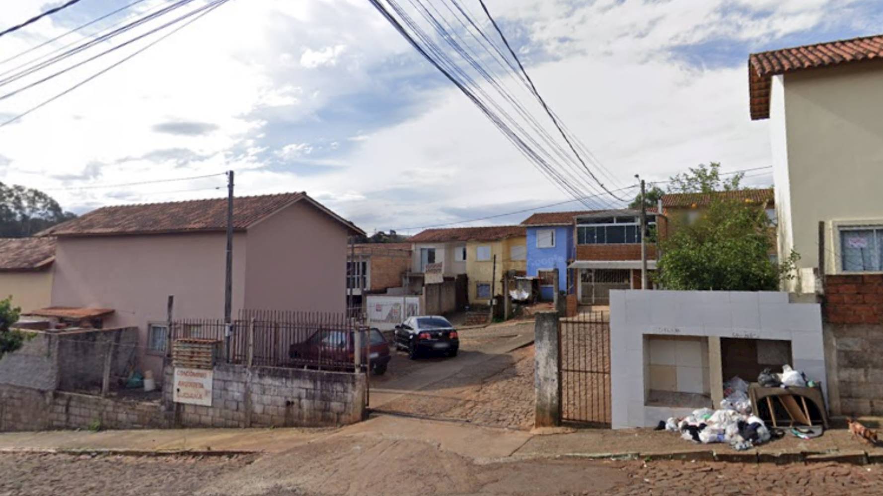 Casa no "Condomínio Residencial Arquiteta Luciana" - Presidente Vargas - Erechim/RS, localizado em Erechim - RS