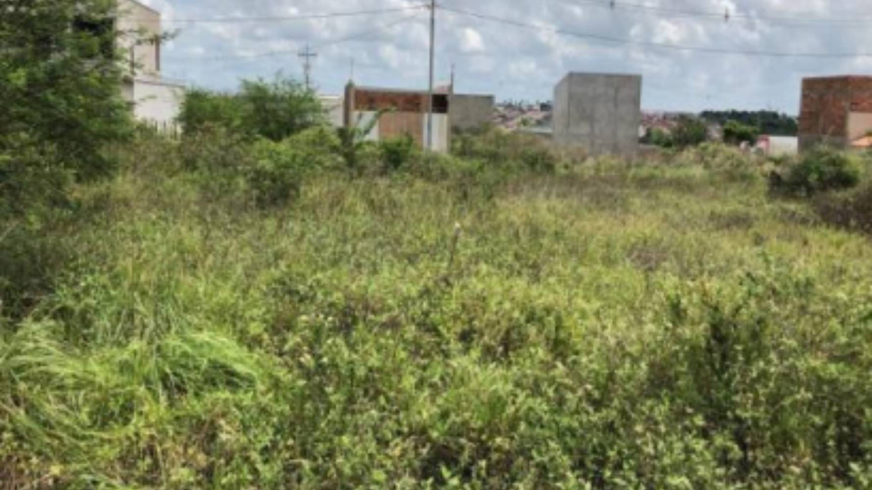 Terreno no Loteamento Vivari Feira de Santana - Registro - Feira de Santana/BA, localizado em Feira de Santana - BA