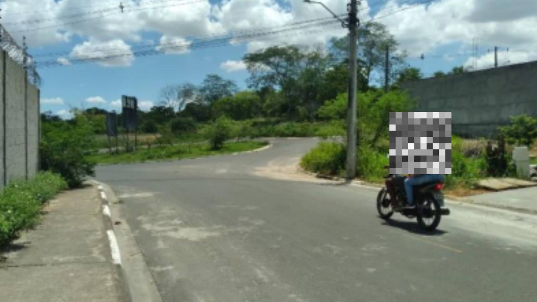 Terreno no Loteamento Vivari Feira de Santana - Registro - Feira de Santana/BA, localizado em Feira de Santana - BA