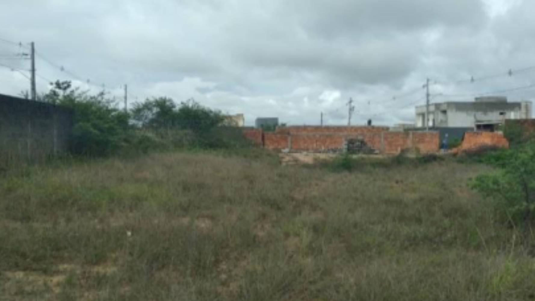 Terreno no Loteamento Vivari Feira de Santana - Registro - Feira de Santana/BA, localizado em Feira de Santana - BA