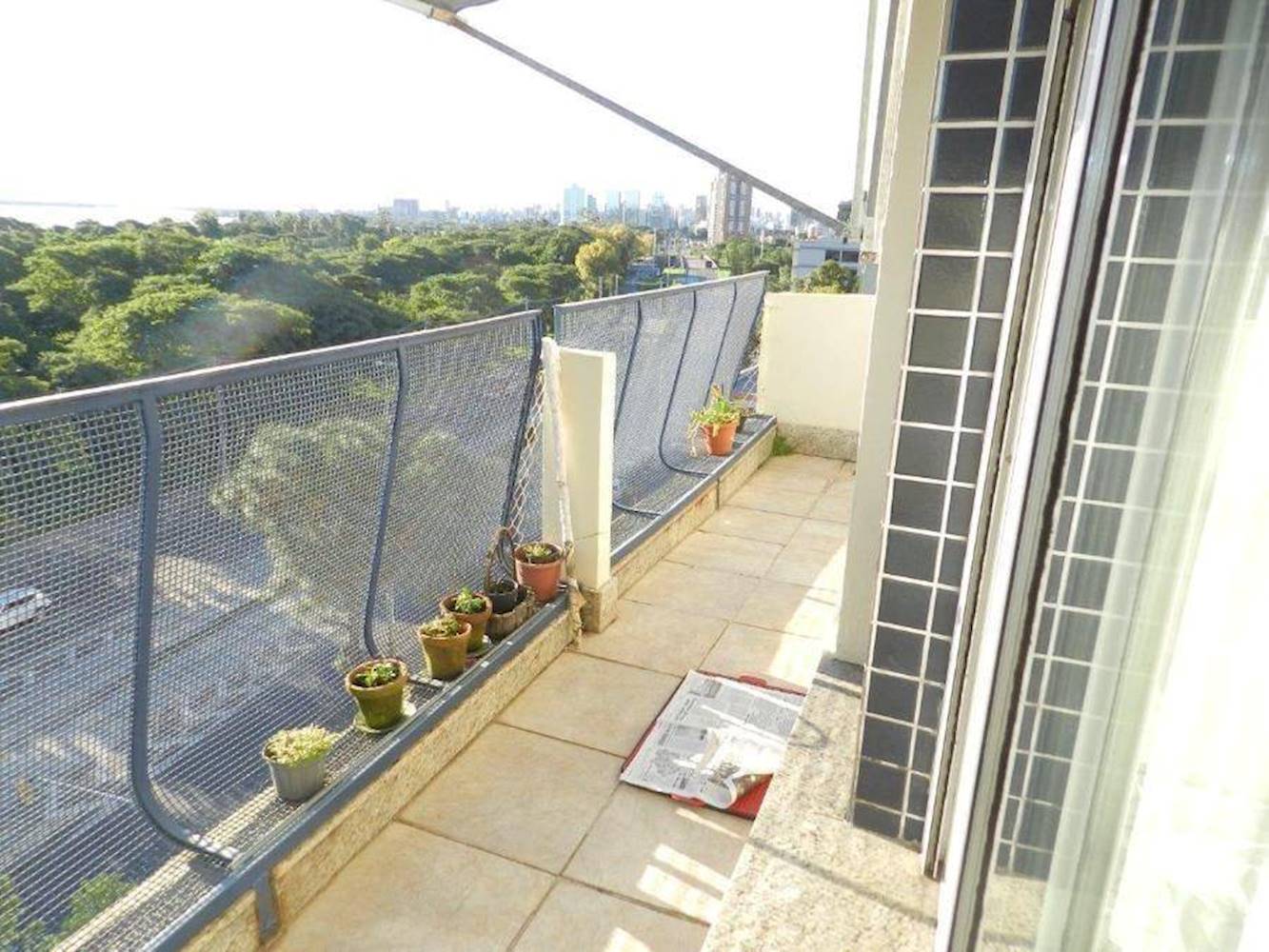 Apartamento no "Ed. Villa Del Fiume" - Praia de Belas - Porto Alegre/RS, localizado em Porto Alegre - RS