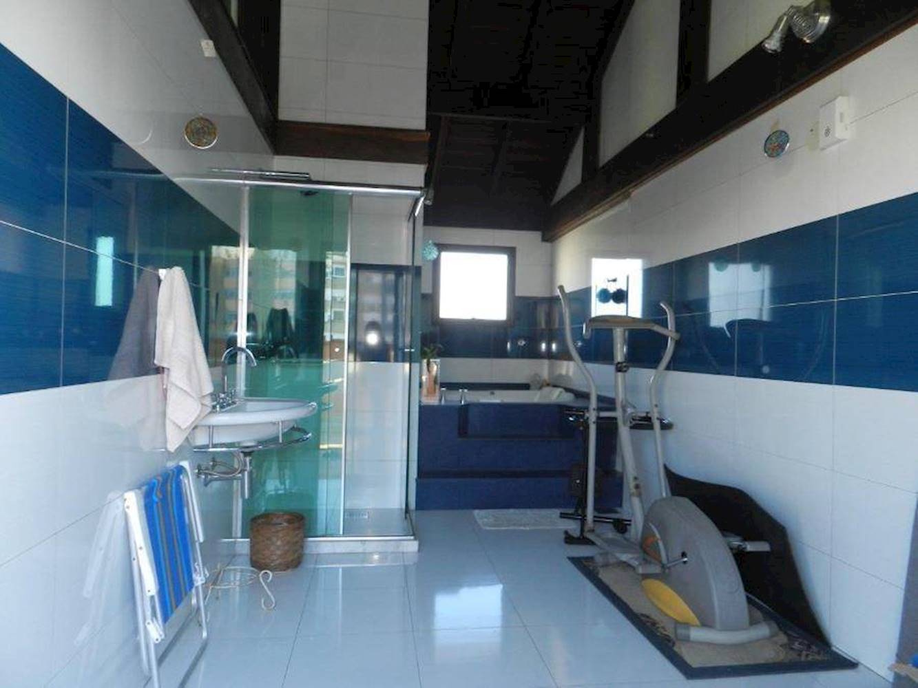 Apartamento no "Ed. Villa Del Fiume" - Praia de Belas - Porto Alegre/RS, localizado em Porto Alegre - RS