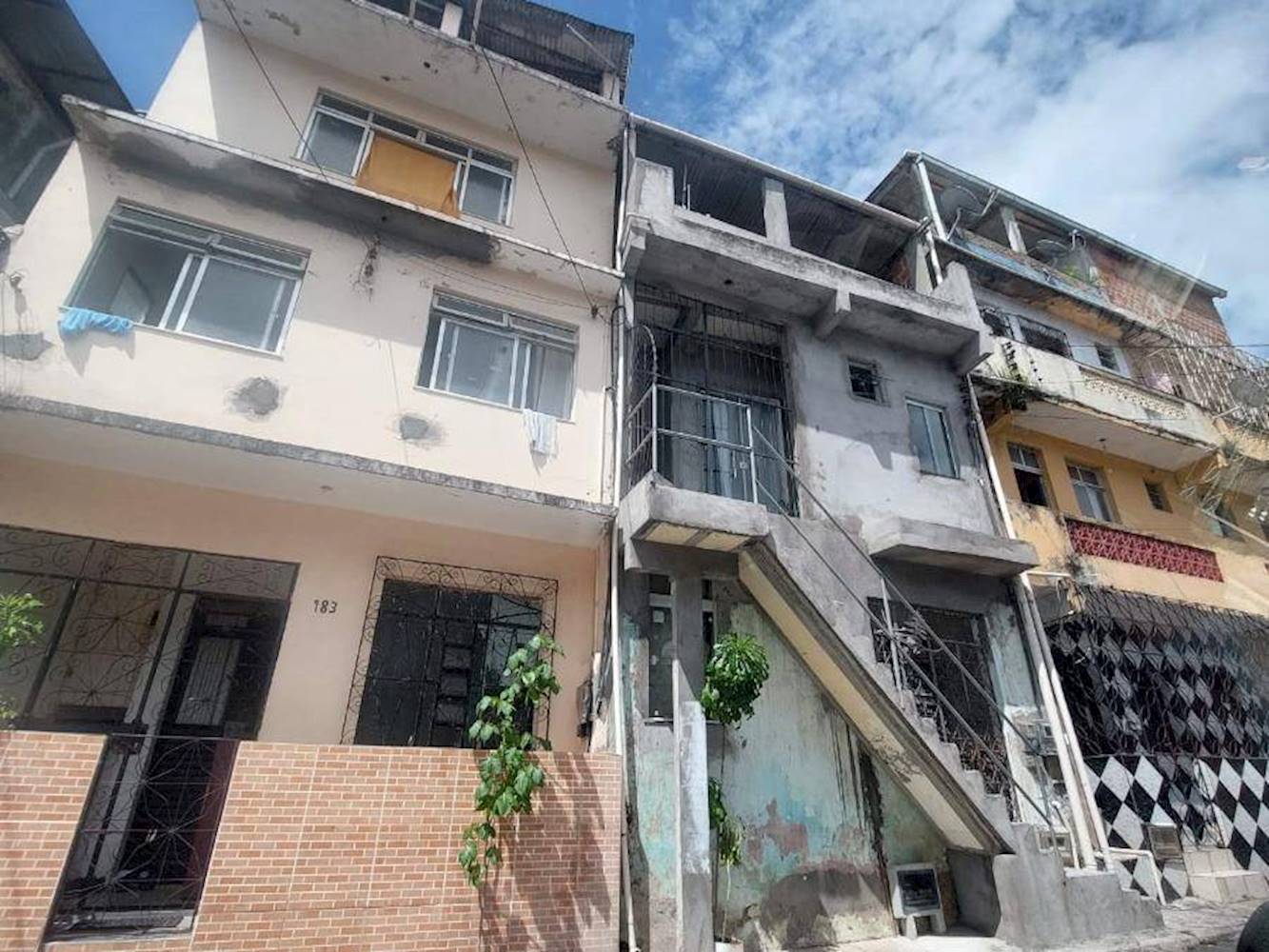 Casa na Capelinha em Salvador/BA, localizado em Salvador - BA