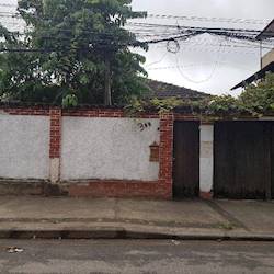 Casa na anchieta - rio de janeiro/rj