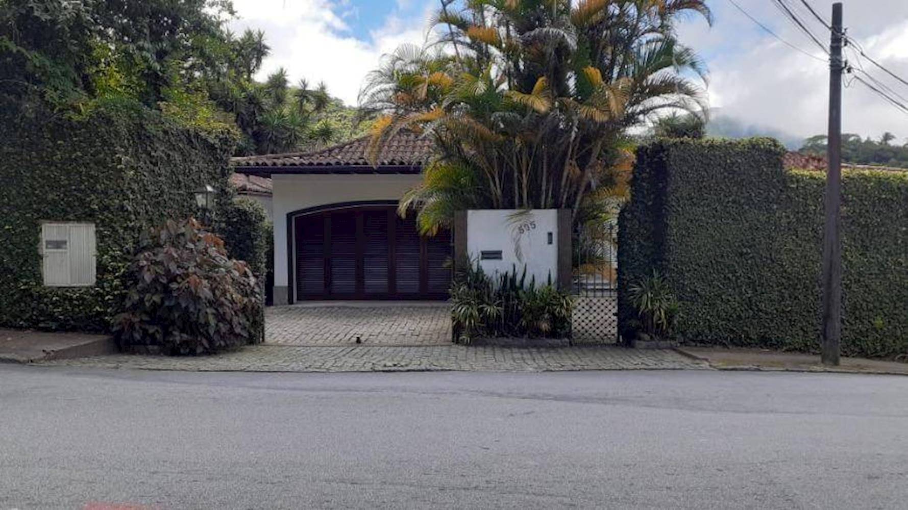 Casa em Valparaíso - Petrópolis/RJ