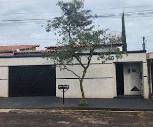 Casa no jardim das palmeiras em uberlândia/mg