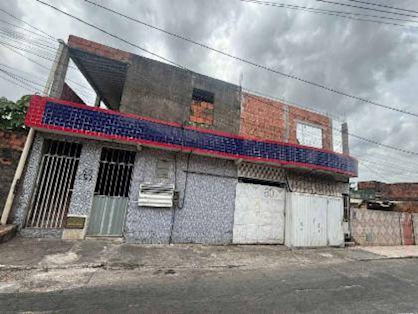 Imagem do imóvel Casa em Condomínio no Phoc II - Camaçari/BA