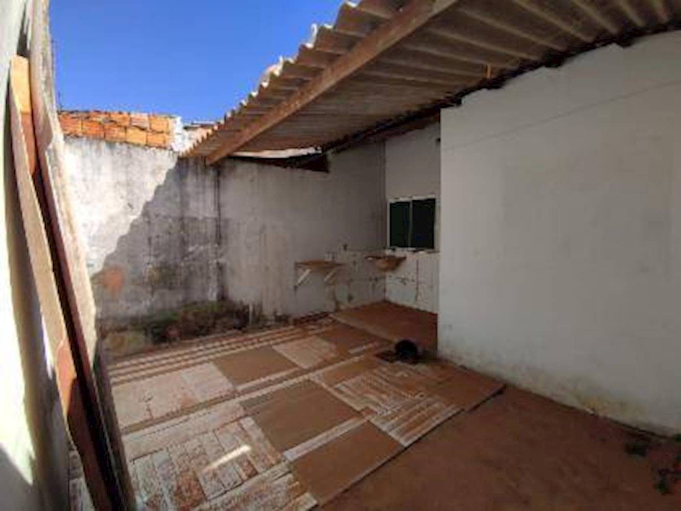 Casa no Condomínio Residencial Silvio - Setor de Chácaras Anhanguera - Valparaíso de Goiás/GO, localizado em Valparaíso de Goiás - GO