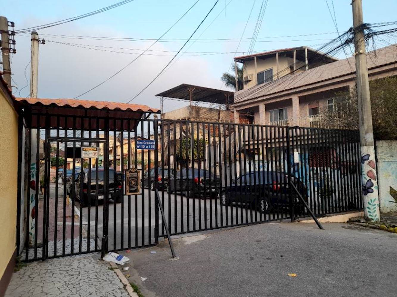 Casa na Venda da Cruz em São Gonçalo/RJ, localizado em São Gonçalo - RJ