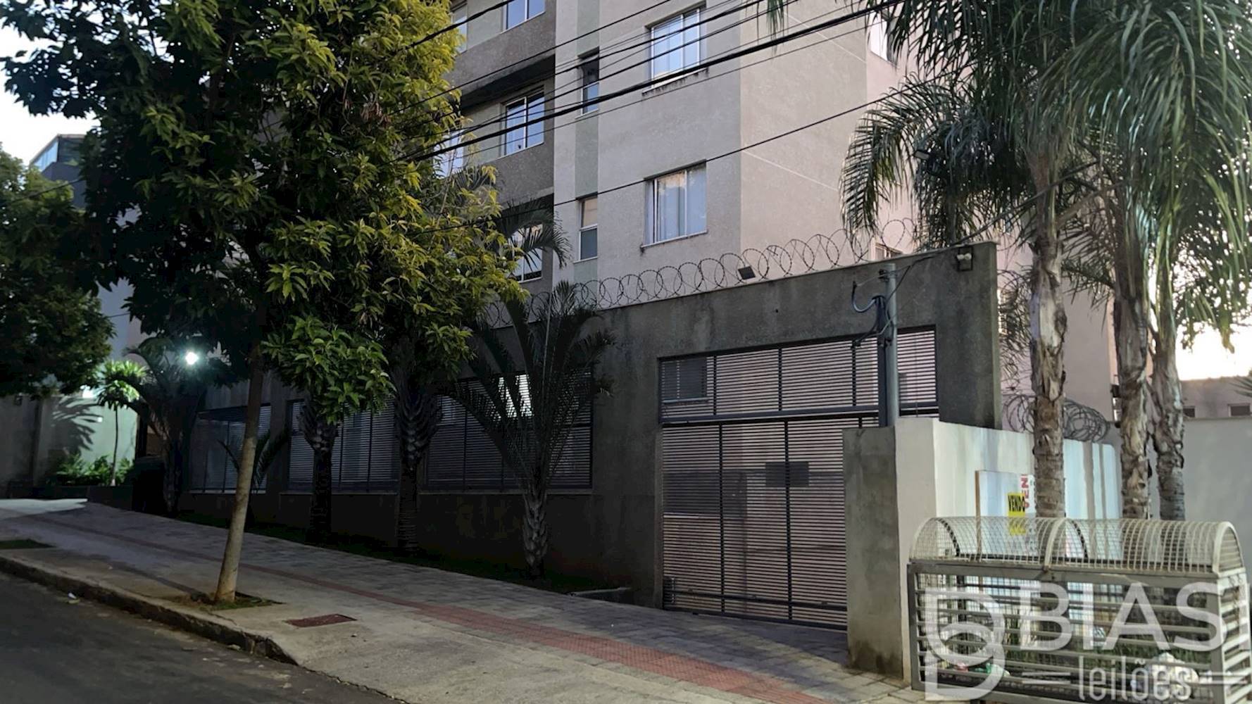 Imagem do imóvel Apartamento no "Condomínio Residencial Ideal - Cinquentenário - Belo Horizonte/MG