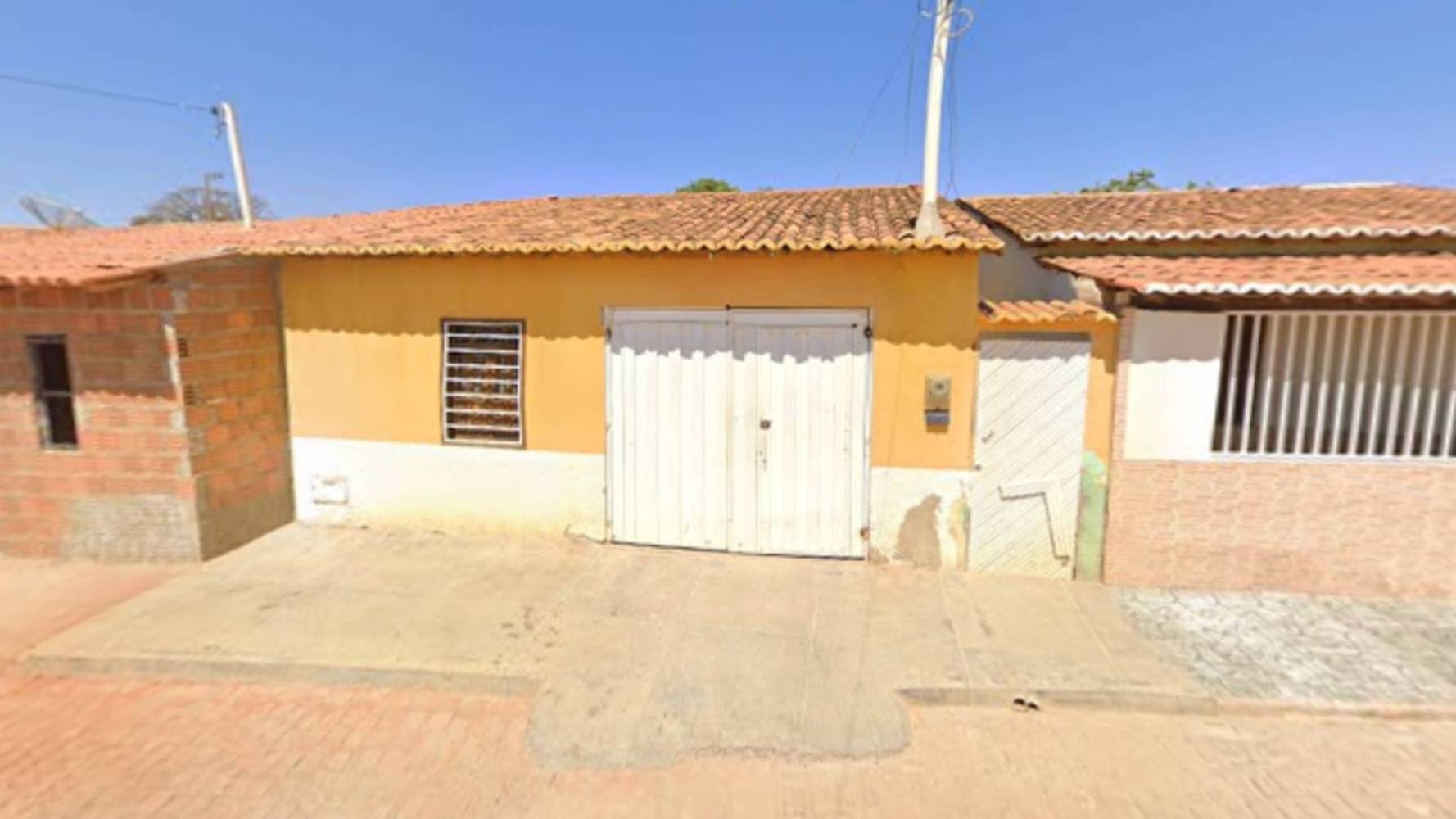 Casa em Teotônio Rodrigues - Lapão/BA, localizado em Lapão - BA