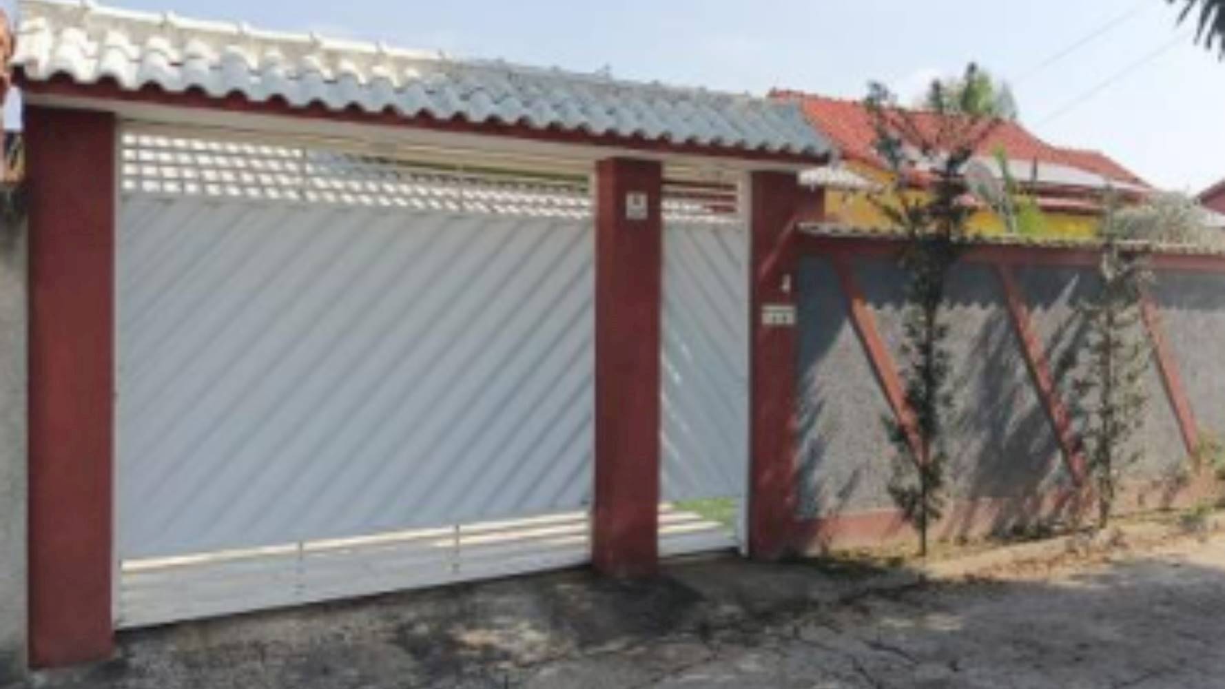 Casa no Núcleo Colonial de Papucaia - Cachoeiras de Macacu/RJ, localizado em Cachoeiras de Macacu - RJ