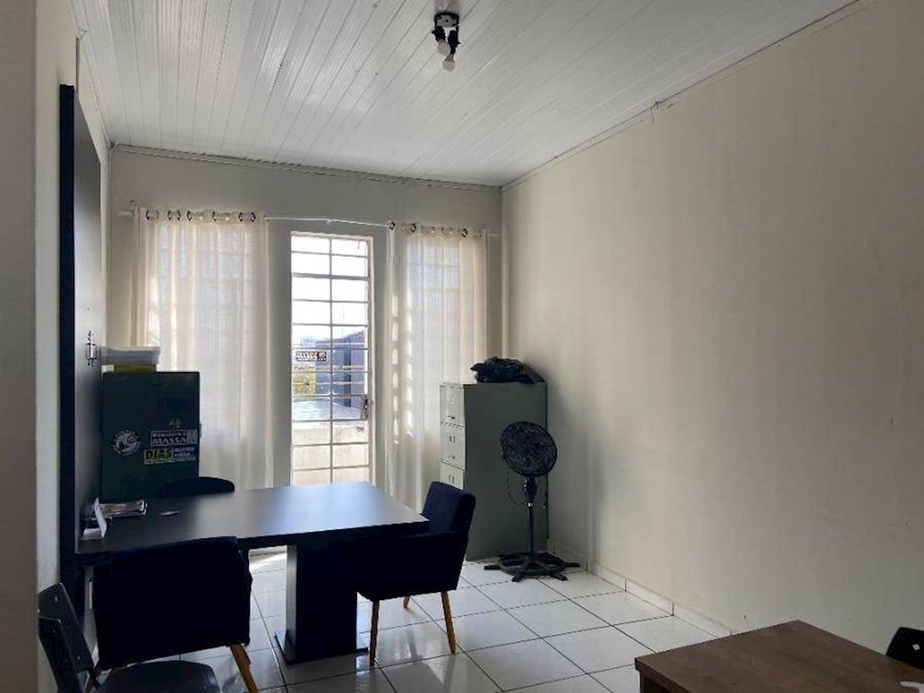 Sala Comercial no Centro de Ponta Grossa/PR, localizado em Ponta Grossa - PR