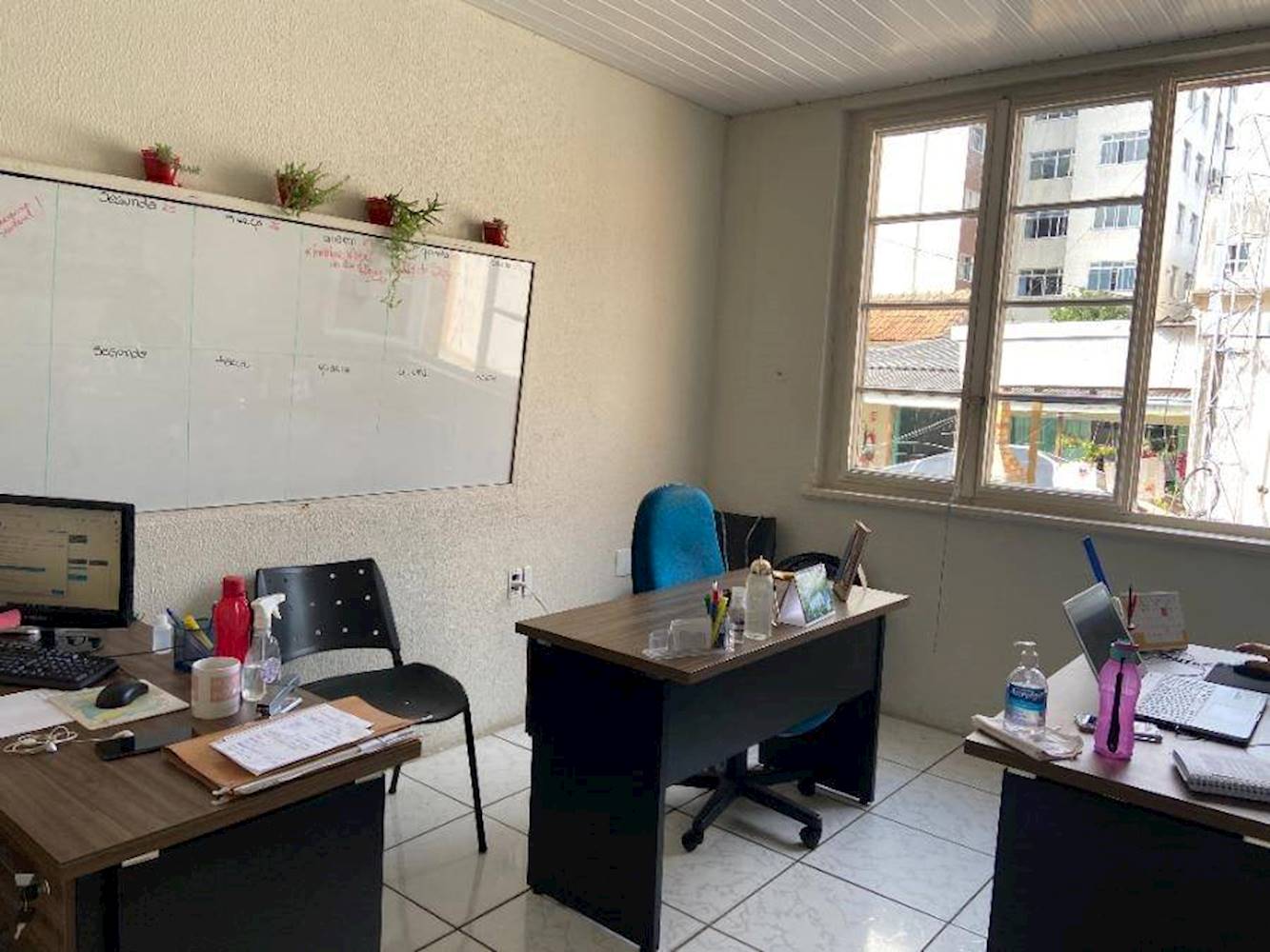 Sala Comercial no Centro de Ponta Grossa/PR, localizado em Ponta Grossa - PR