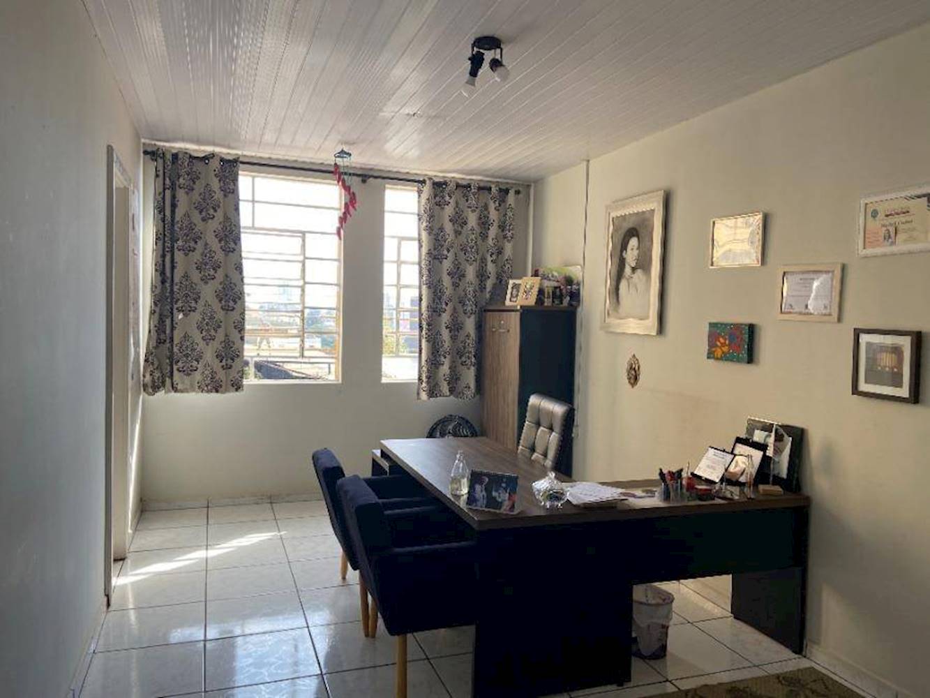 Sala Comercial no Centro de Ponta Grossa/PR, localizado em Ponta Grossa - PR