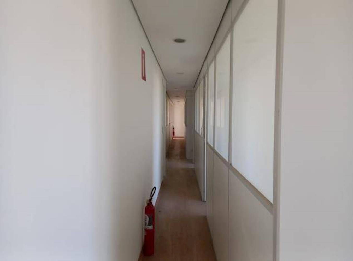 Sala Comercial em Cruzeiro - Belo Horizonte/MG, localizado em Belo Horizonte - MG
