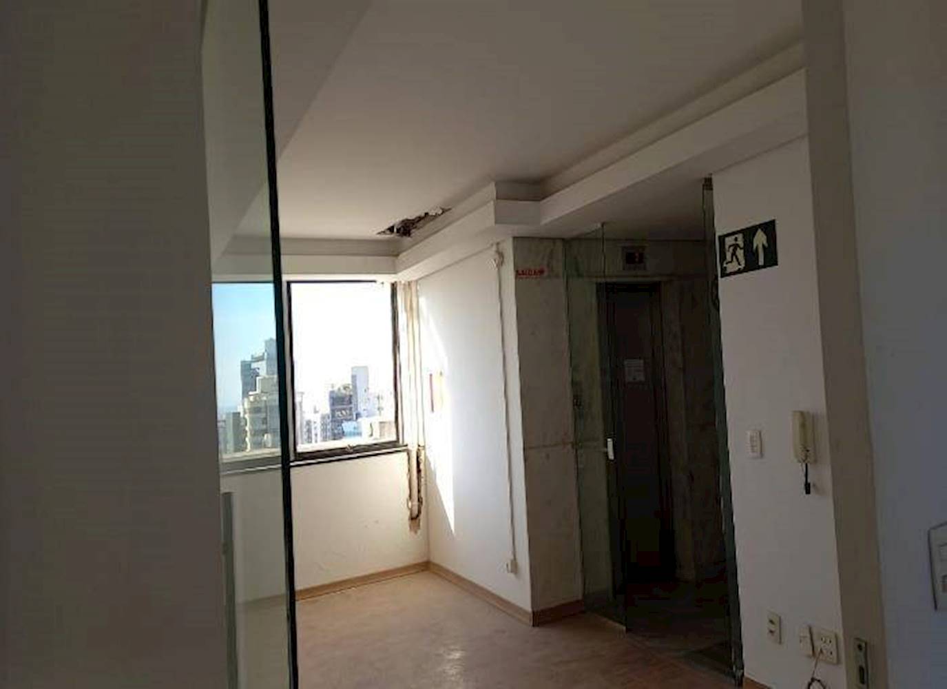 Sala Comercial em Cruzeiro - Belo Horizonte/MG, localizado em Belo Horizonte - MG