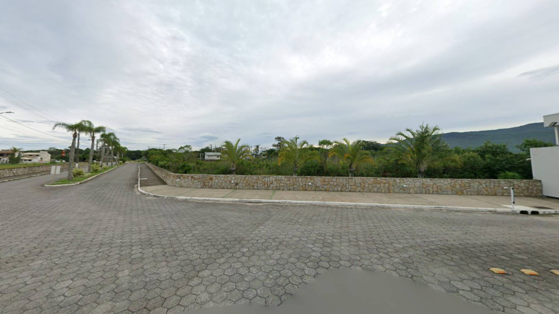 Casa em Palhocinha - Garopaba/SC, localizado em Garopaba - SC
