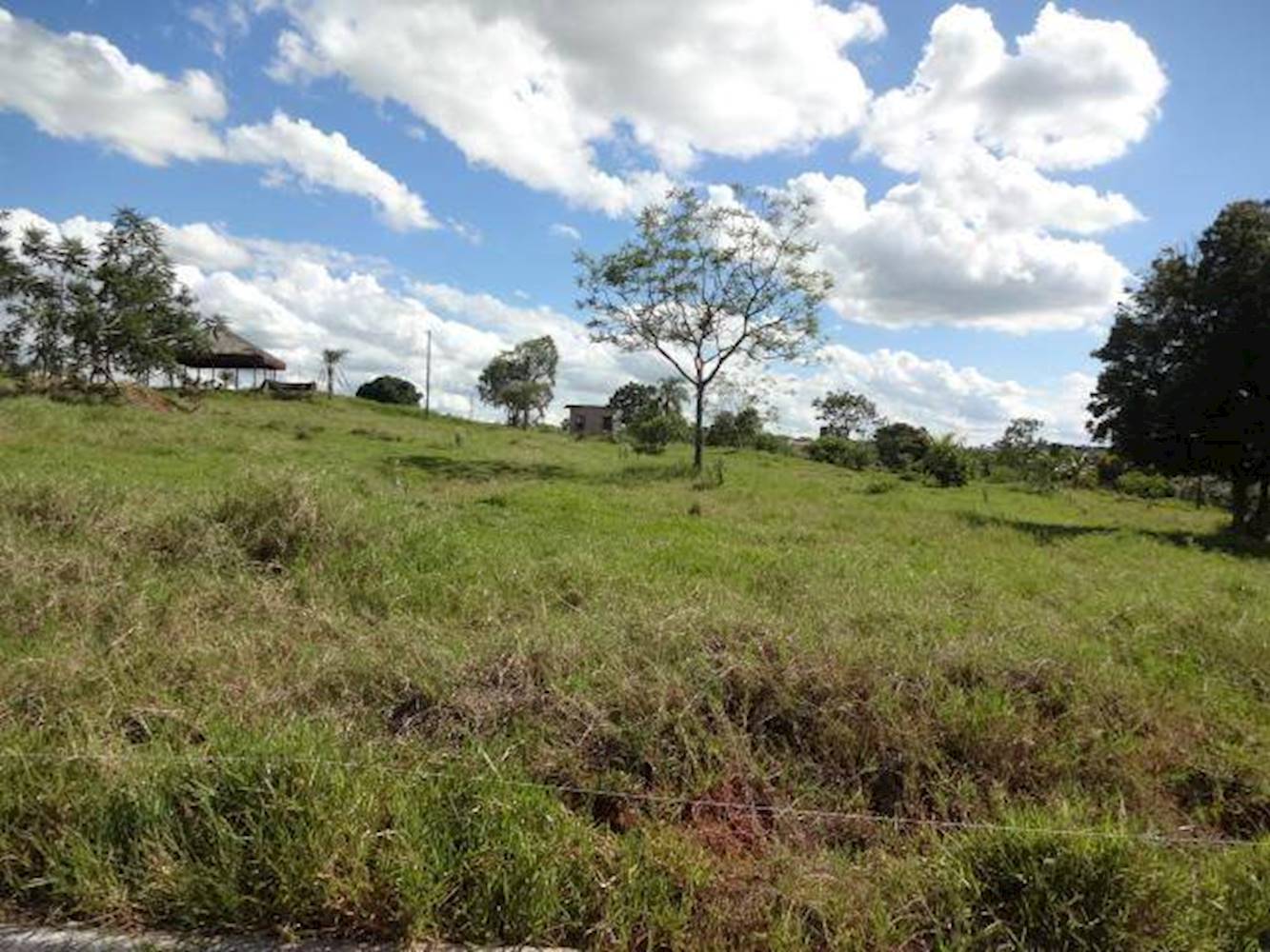 Terreno no Residencial Viva em Pérola/PR - (Lote 06 - Quadra 05), localizado em Pérola - PR