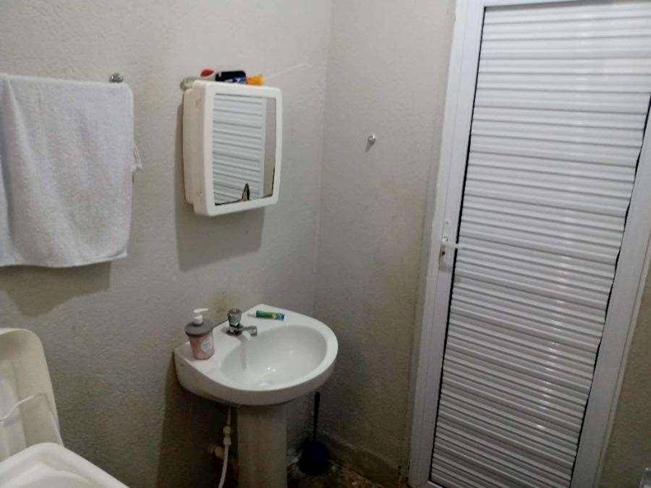 Casa no Conjunto Zacarias Junior - Jaguaribara/CE, localizado em Jaguaribara - CE