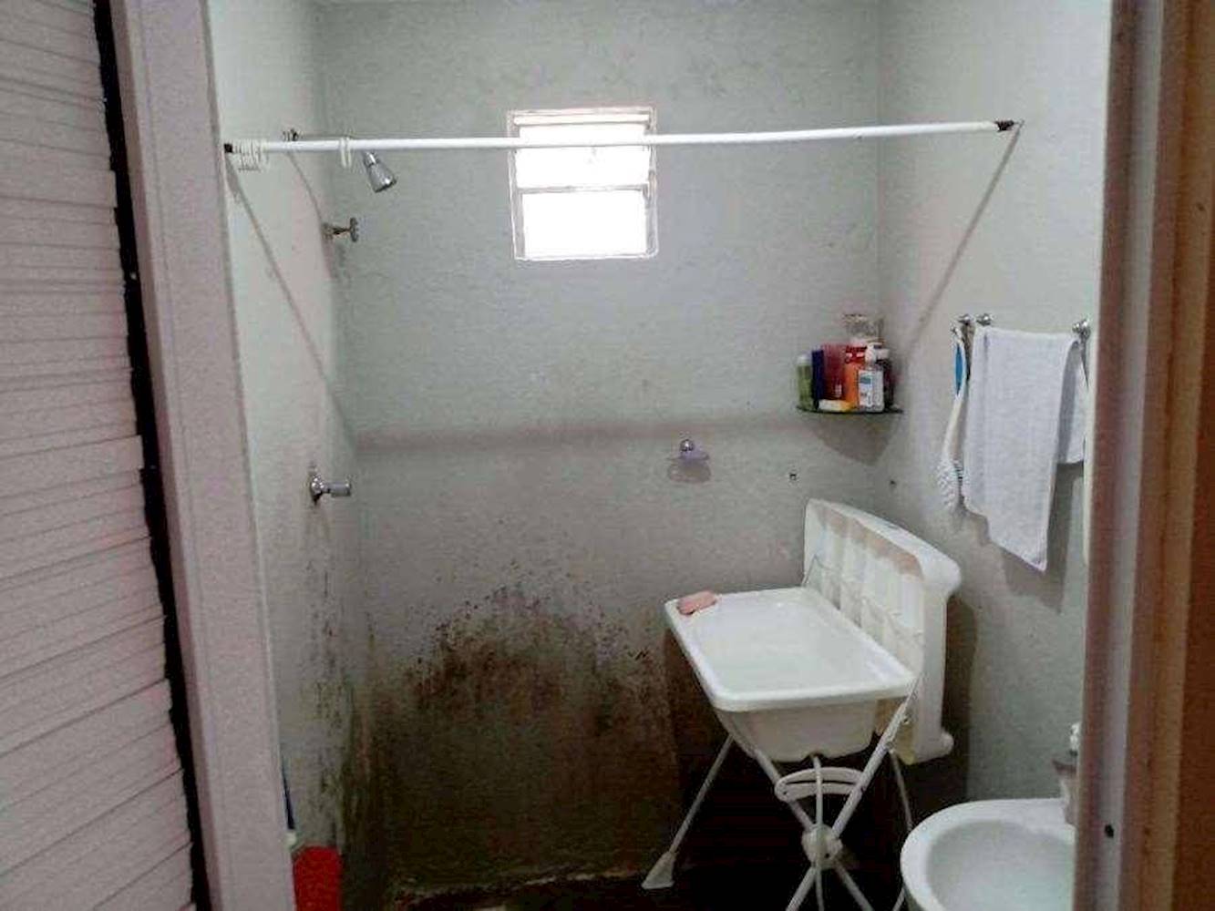 Casa no Conjunto Zacarias Junior - Jaguaribara/CE, localizado em Jaguaribara - CE
