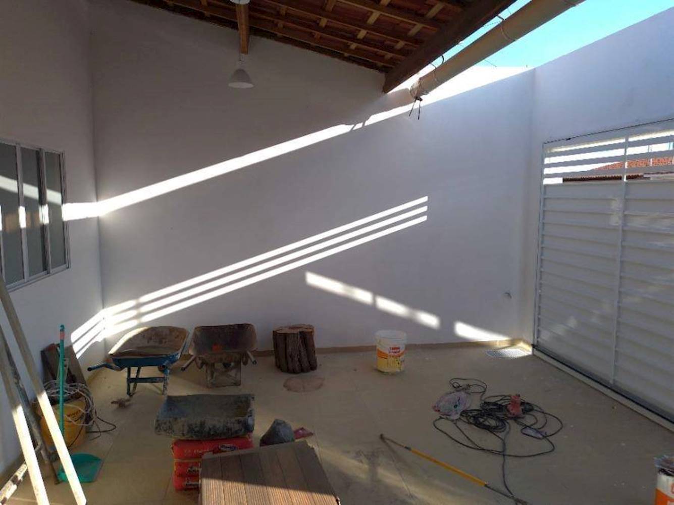 Casa em Riacho do Meio - São José do Egito/PE, localizado em São José do Egito - PE