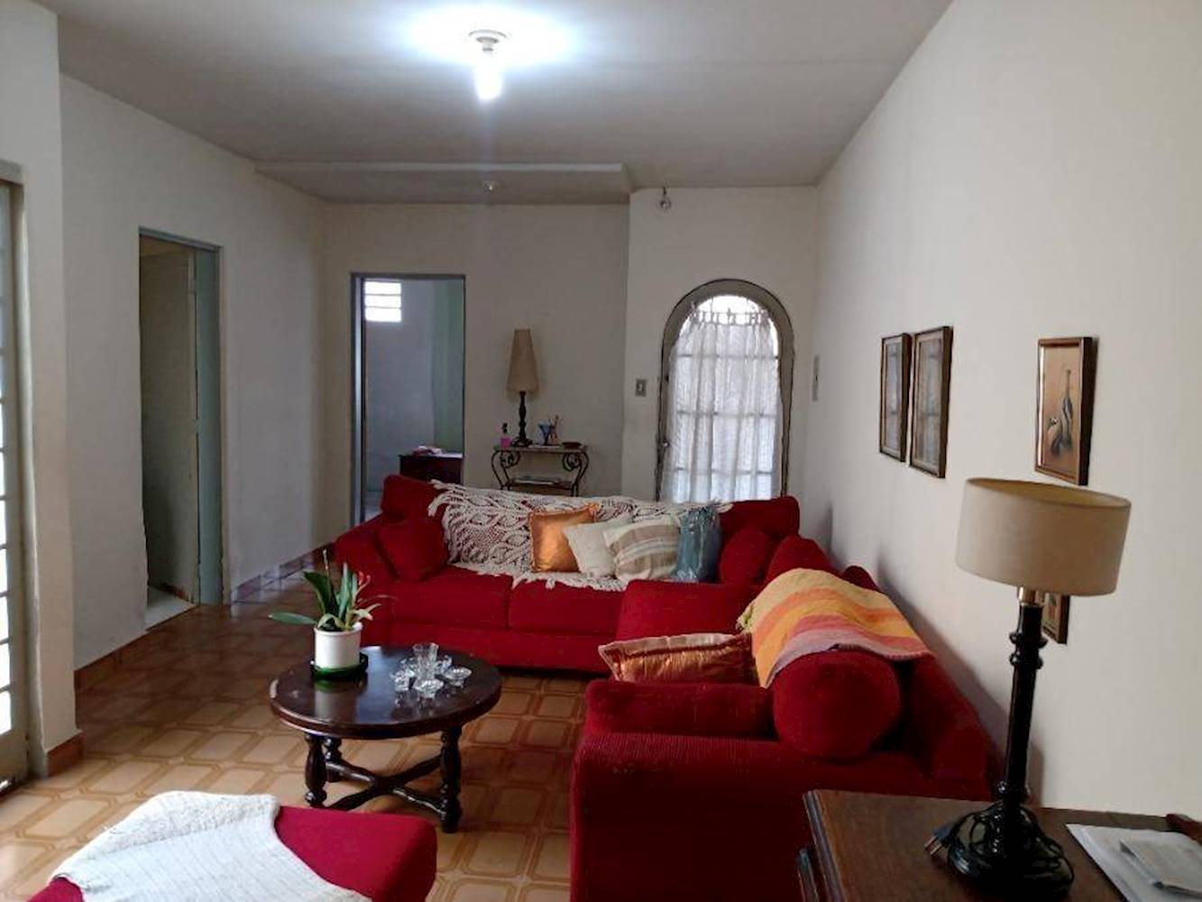 Casa no Centro de Taubaté/SP, localizado em Taubaté - SP