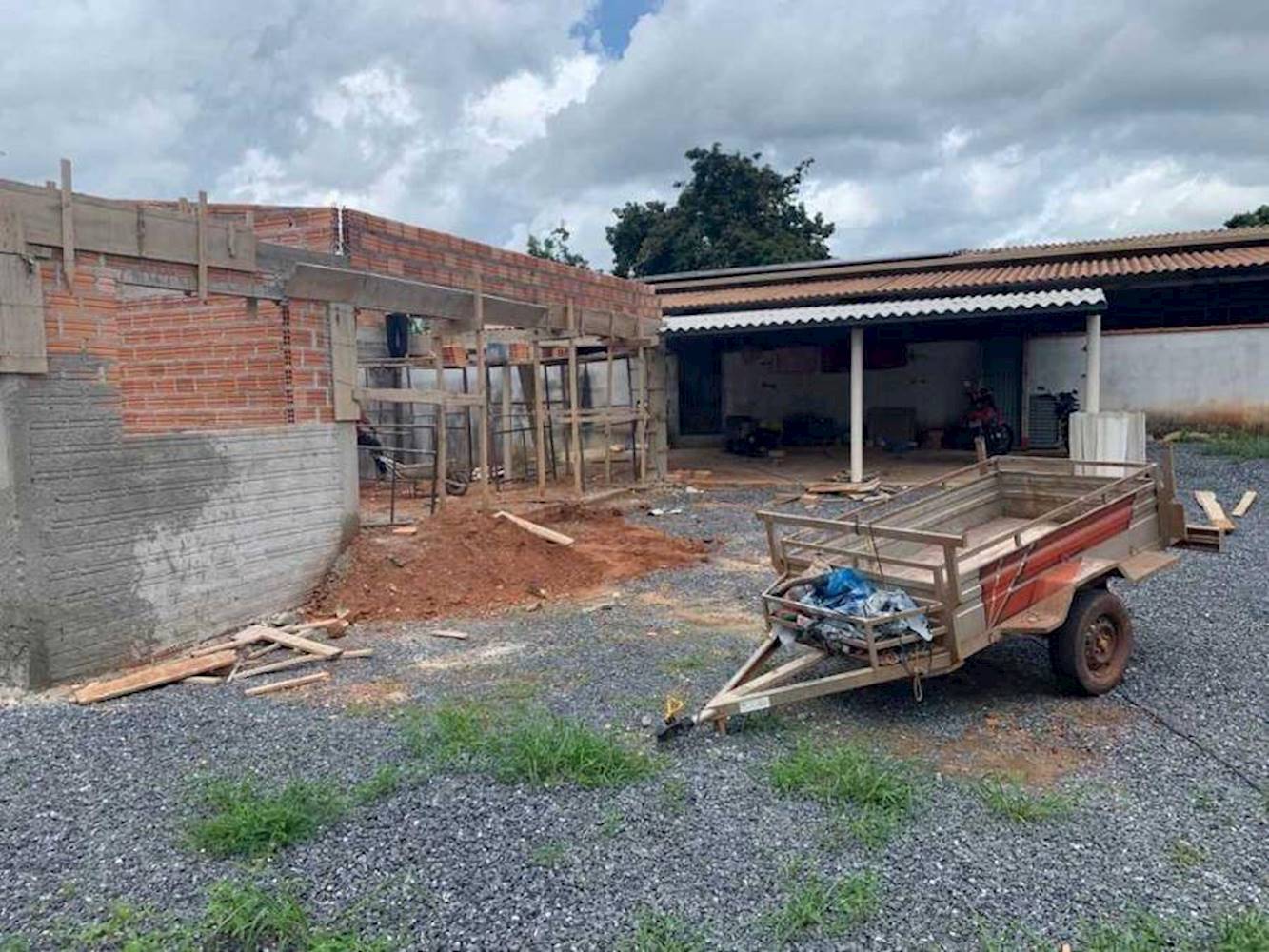 Casa na Morada do Sol em Canarana/MT, localizado em Canarana - MT