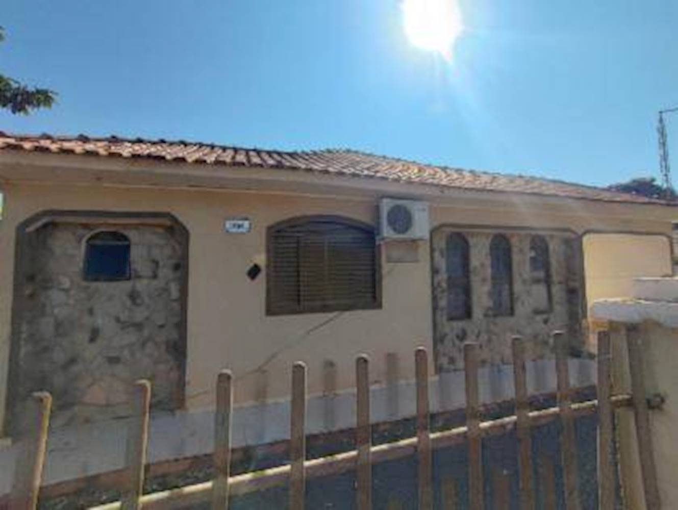 Casa no Centro de Ângulo/PR, localizado em Ângulo - PR