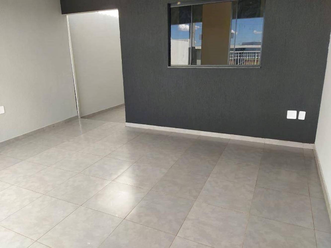 Casa no Jardim Nobre V em Rolândia/PR, localizado em Rolândia - PR