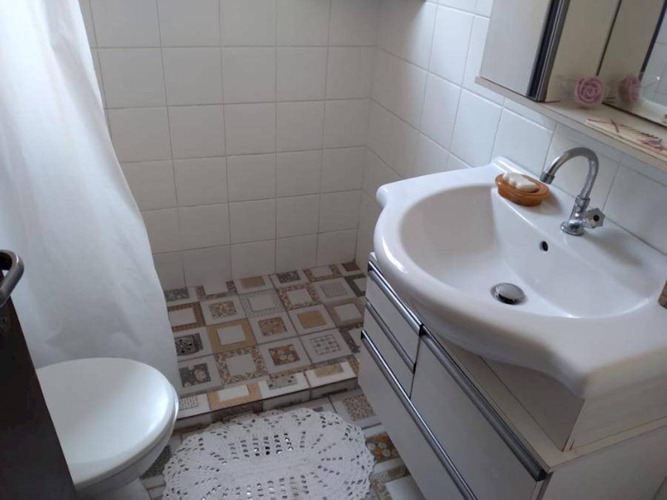 Casa no Jardim Santa Maria - Guarujá/SP, localizado em Guarujá - SP