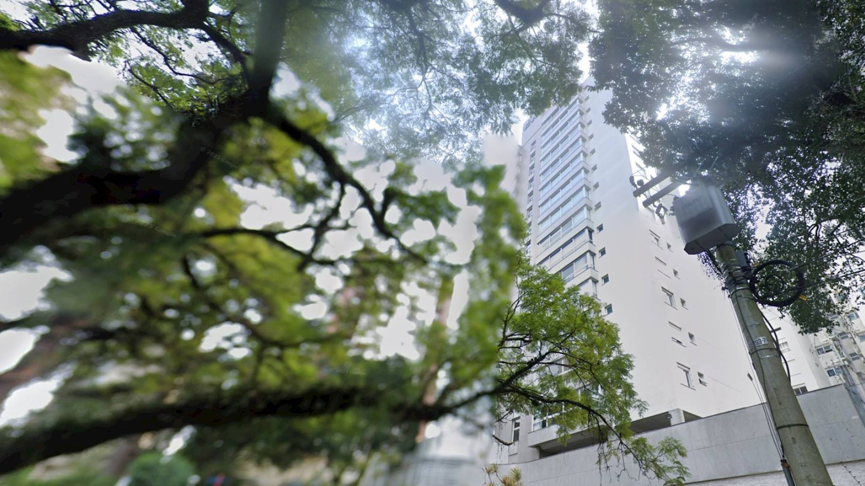 Apartamento no "Edifício Residencial Refuge" - Petrópolis - Porto Alegre/RS, localizado em Porto Alegre - RS