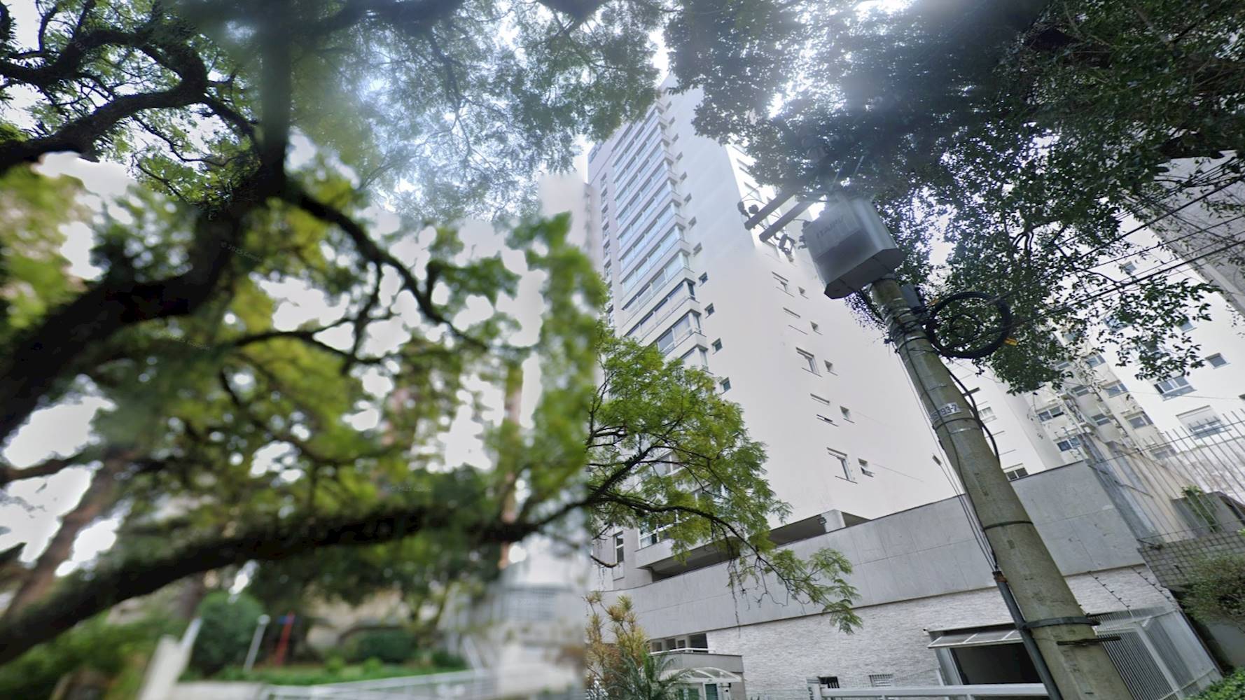 Apartamento no "Edifício Residencial Refuge" - Petrópolis - Porto Alegre/RS, localizado em Porto Alegre - RS