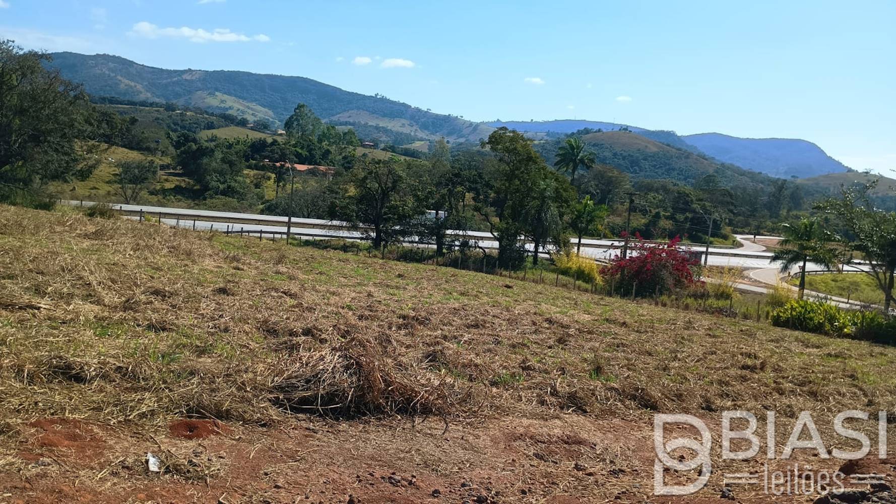 Terreno em Carmópolis de Minas/MG | Lote 1-B | 3.745,42 m², localizado em Carmópolis de Minas - MG