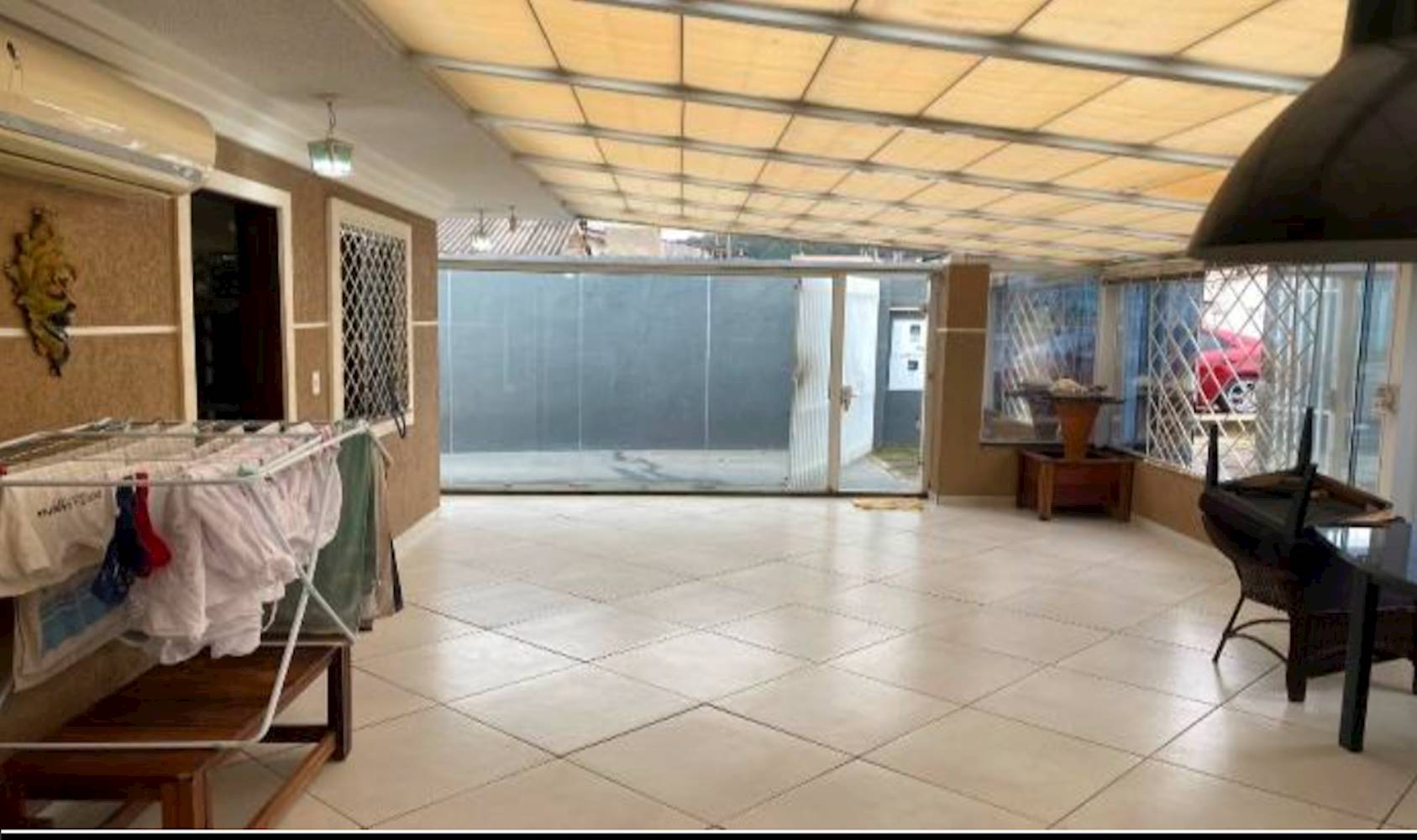 Casa no Jardim Serra Dourada em Araucária/PR, localizado em Araucária - PR
