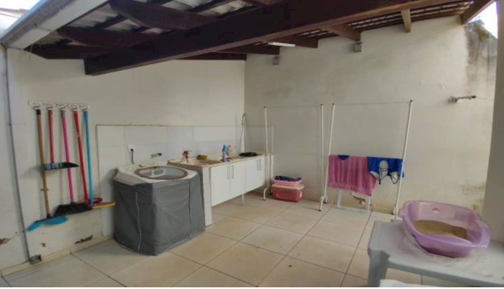 Casa no Conjunto Ouro Verde em Araguari/MG, localizado em Araguari - MG
