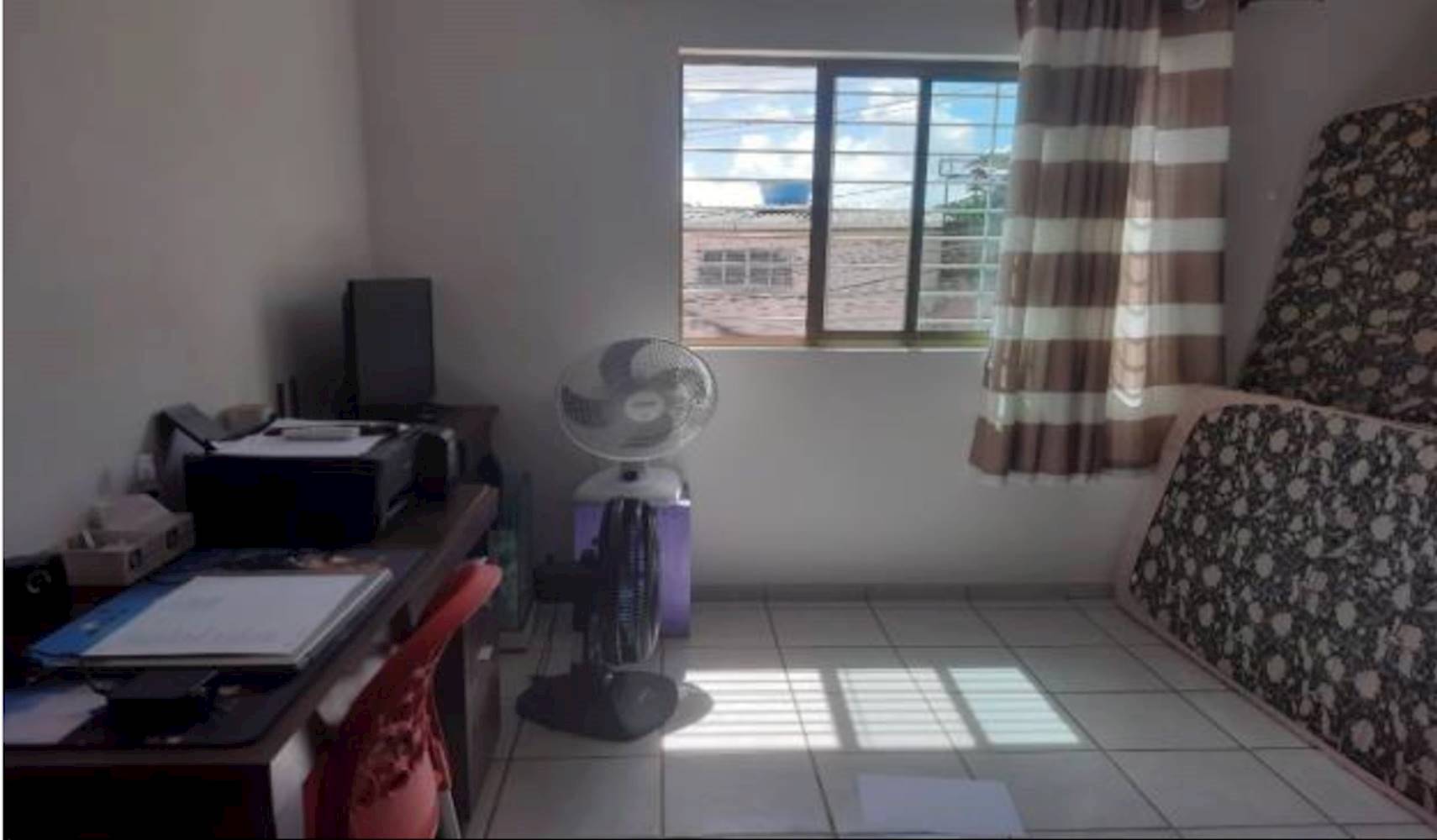 Casa (1° pavimemento elevado) no Beberibe em Recife/PE, localizado em Recife - PE