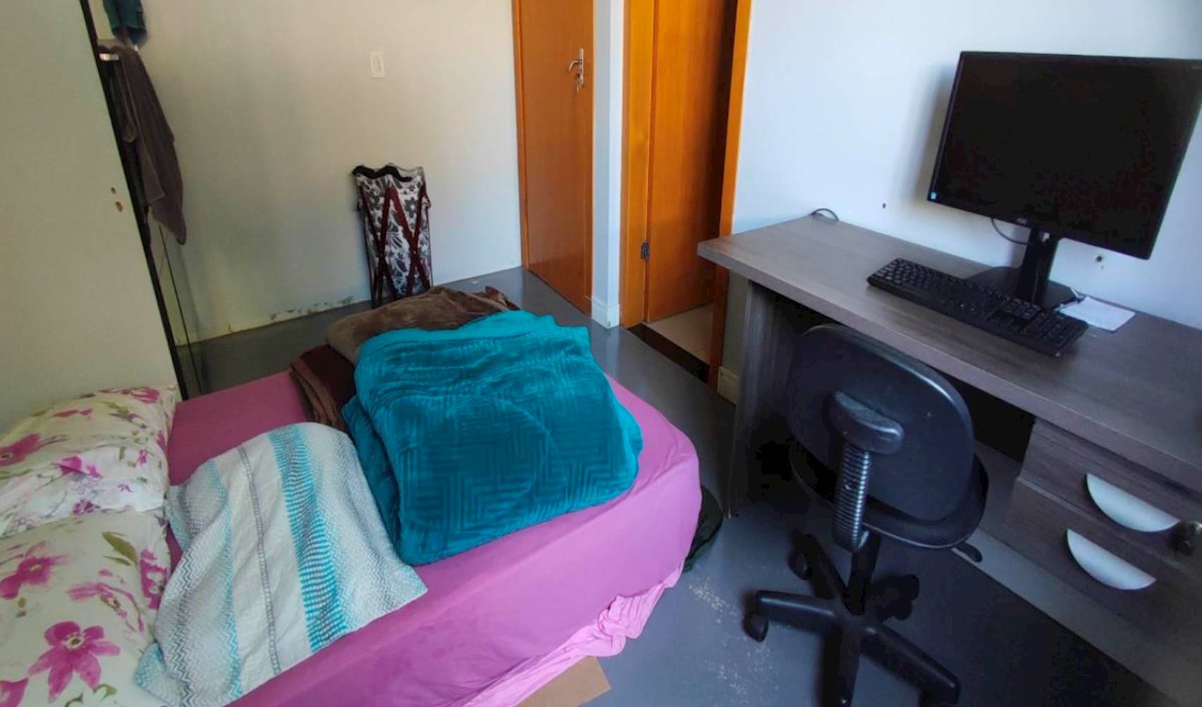 Casa no Porto Dourado em Foz do Iguaçu/PR, localizado em Foz do Iguaçu - PR