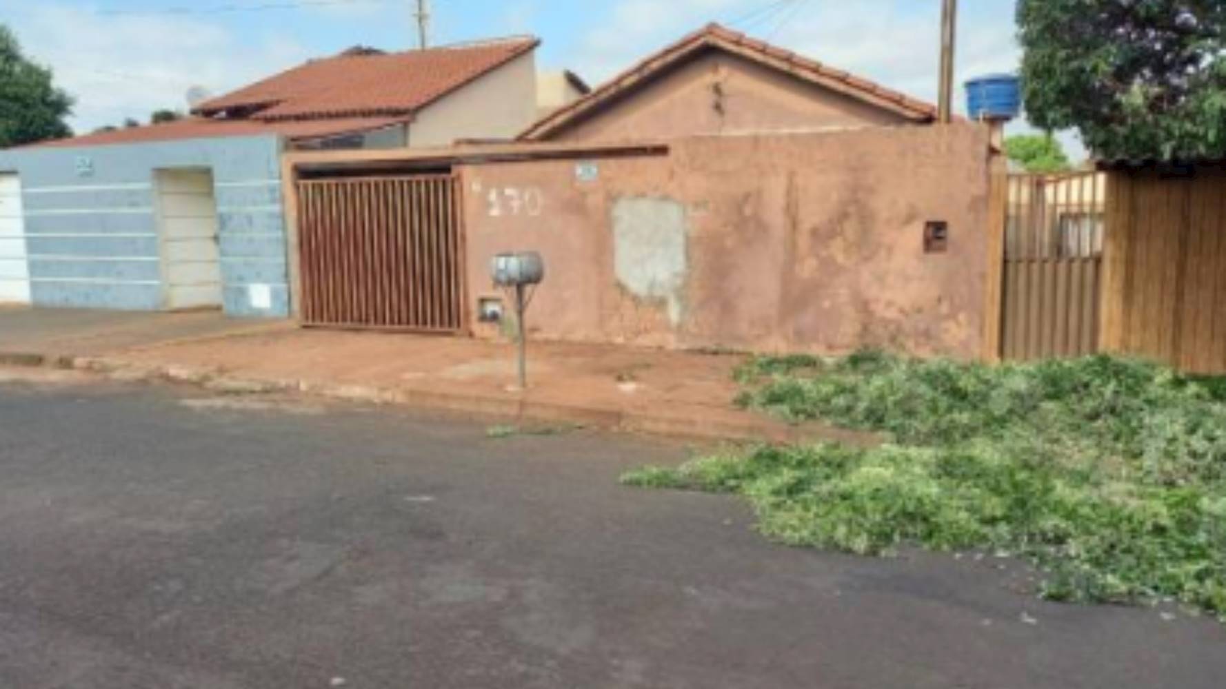 Casa em Municipal - Quirinópolis/GO, localizado em Quirinópolis - GO
