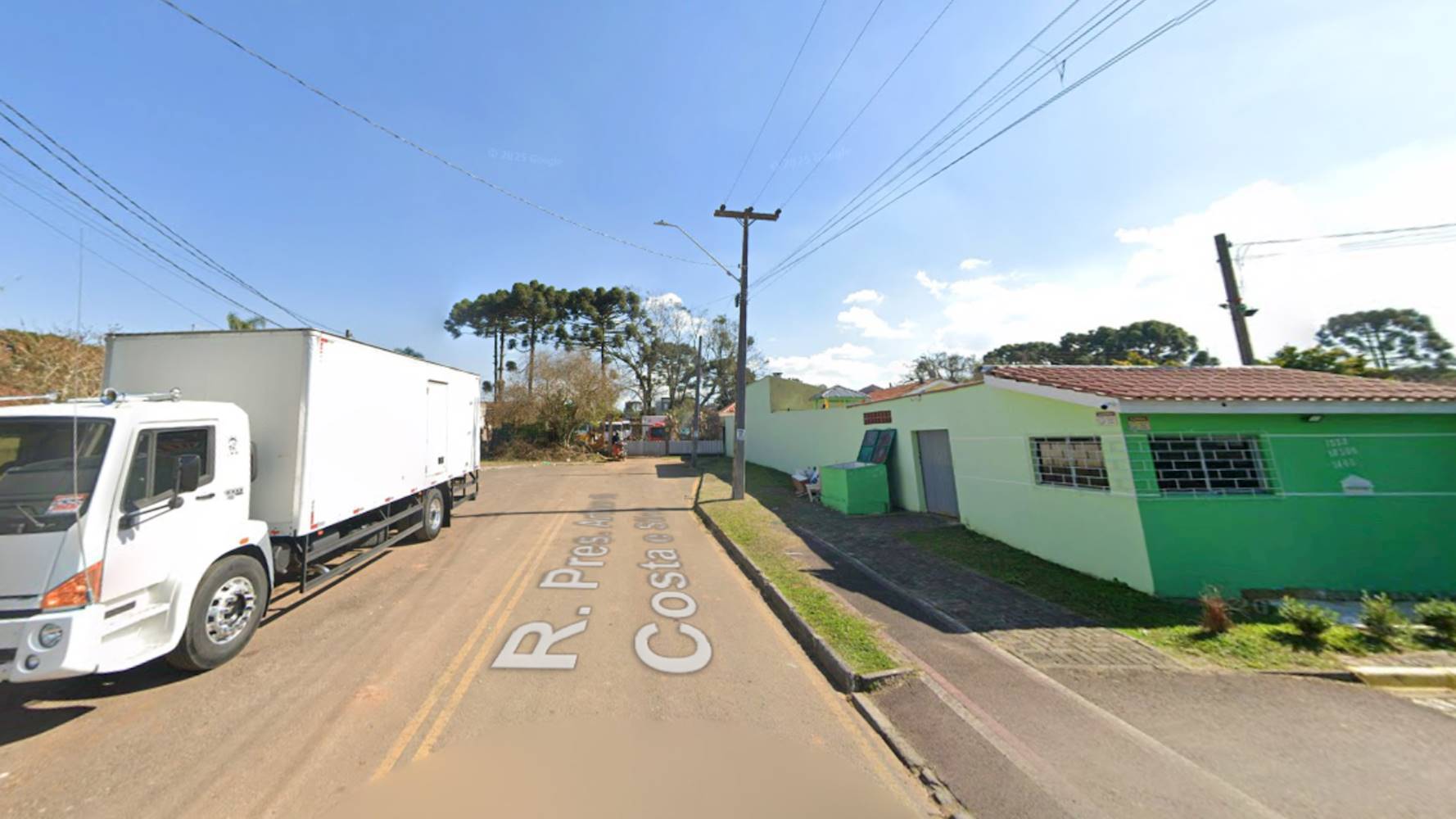 Casa no Jardim Paulista em Campina Grande do Sul/PR, localizado em Campina Grande Do Sul - PR
