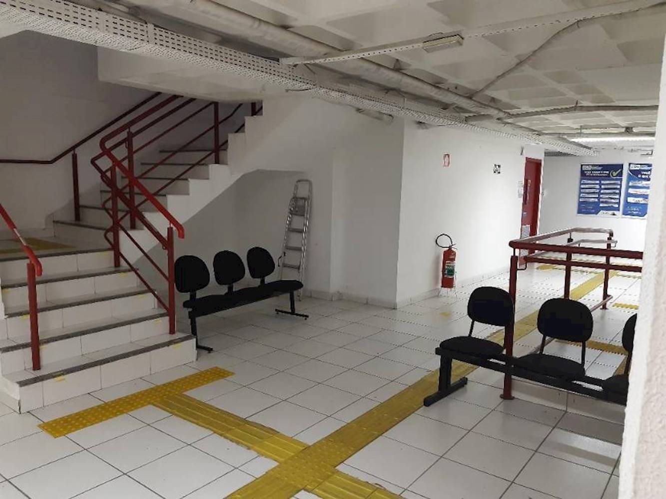 Loja Comercial no "Ed. Saint Pietro Residence" - São Mateus - Juiz de Fora/MG, localizado em Juiz De Fora - MG