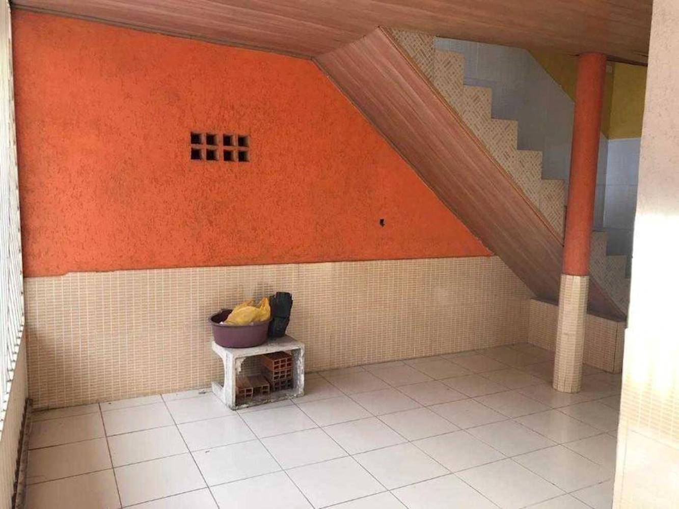 Casa em Nova Vitória - Camaçari/BA, localizado em Camaçari - BA