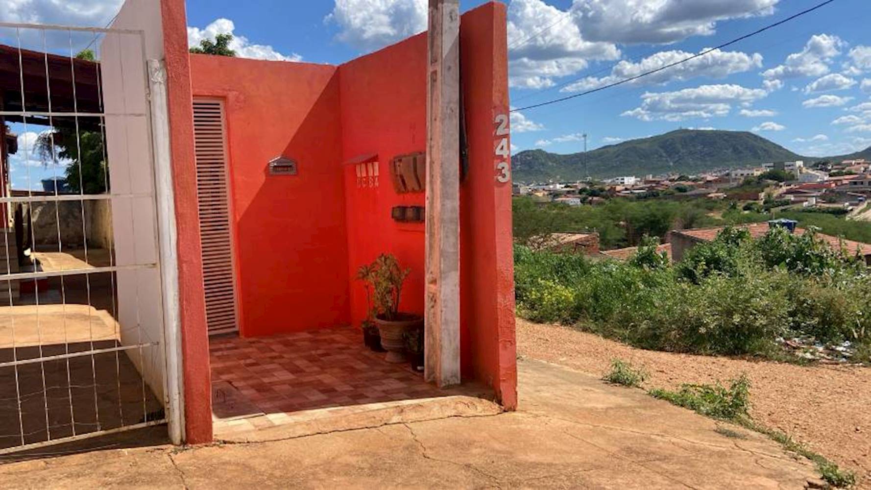 Casa em Nossa Senhora Das Graças - Salgueiro/PE, localizado em Salgueiro - PE