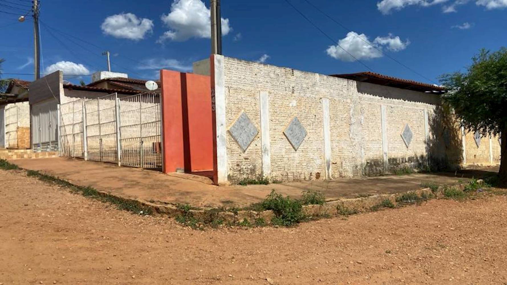 Casa em Nossa Senhora Das Graças - Salgueiro/PE, localizado em Salgueiro - PE