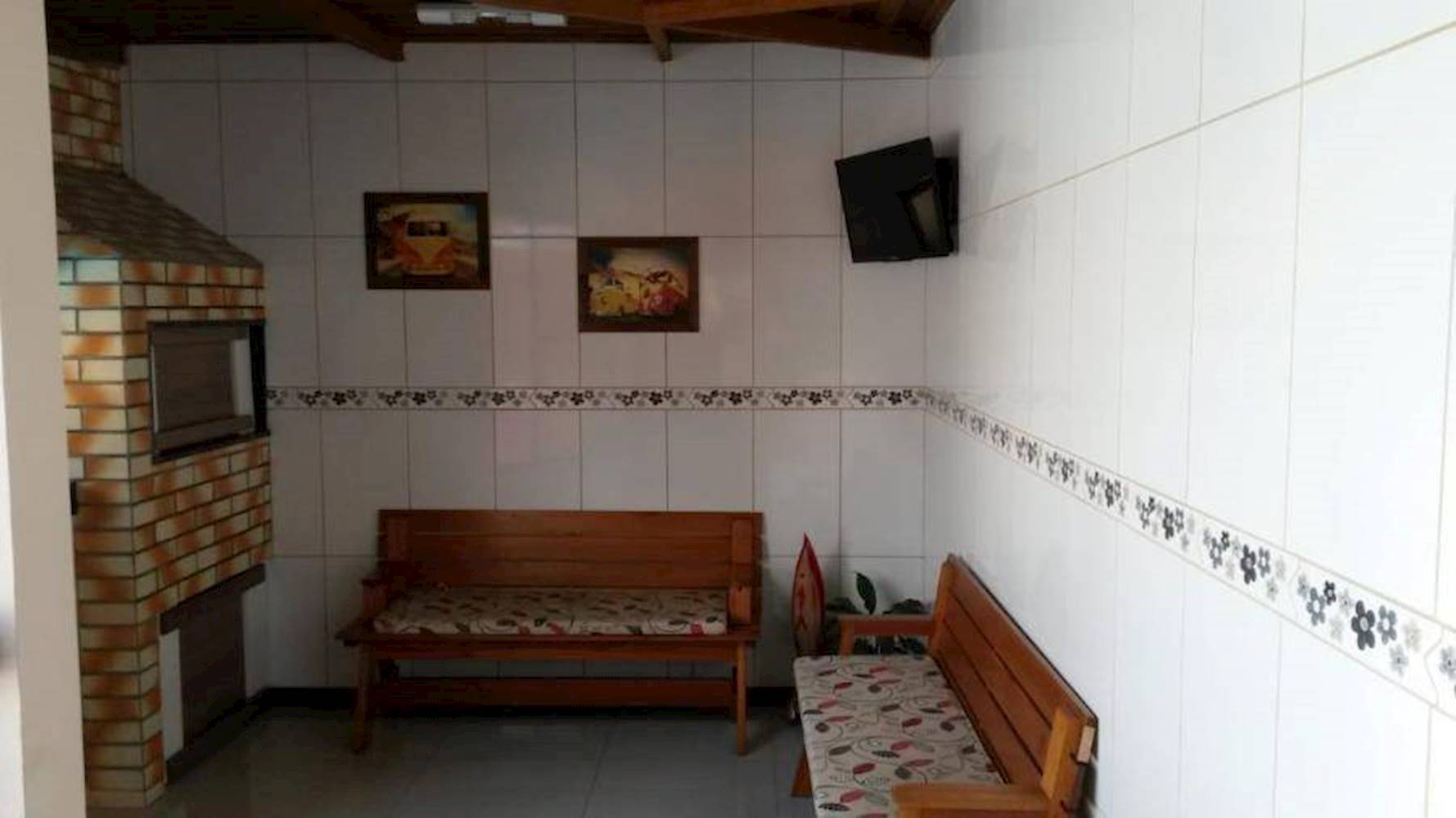 Casa no Jardim Algarve - Alvorada/RS, localizado em Porto Alegre - RS