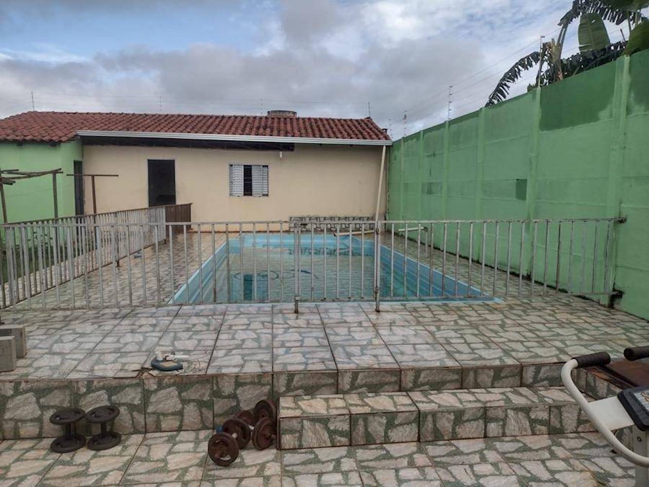 Casa no Centro - Santa Helena De Goiás/GO, localizado em Santa Helena De Goiás - GO